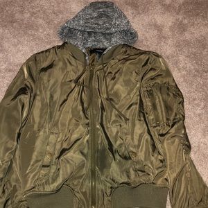 NWOT bomber jacket. ⭐️